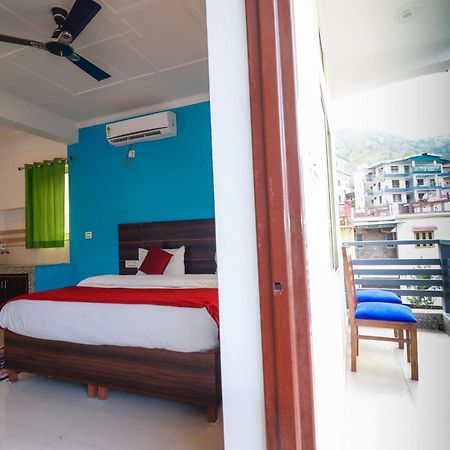 Manzil Hostel Rishīkesh Екстериор снимка